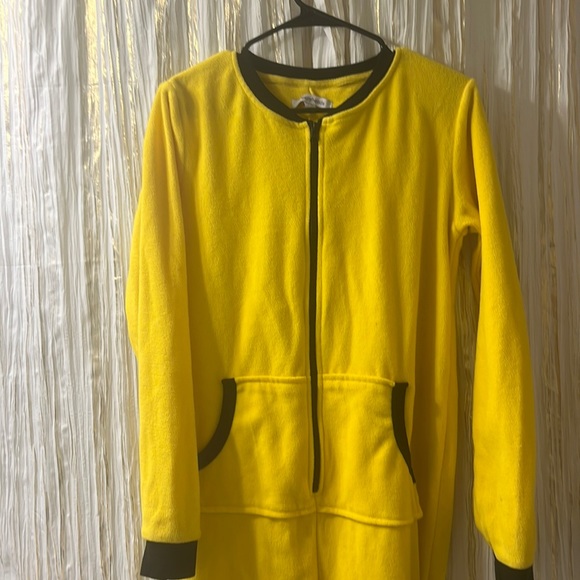 Adult onesie - Picture 1 of 3